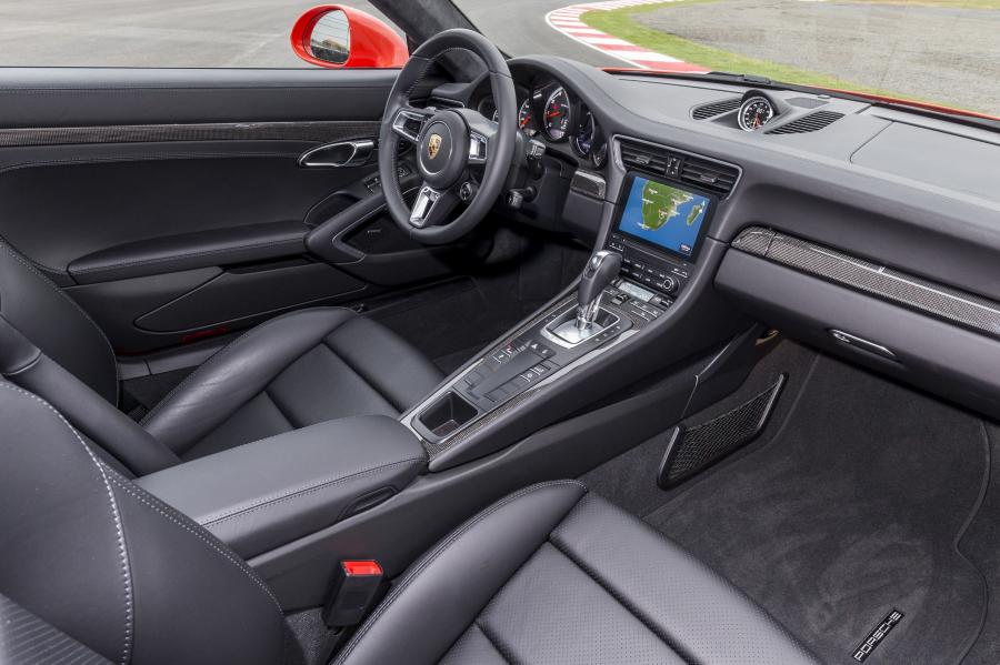 Интерьер Porsche 911 Turbo S Coupe 2016 года  (WW) (фото 27 из 30)